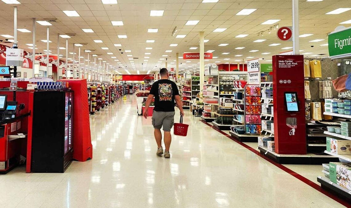 Target pledges price cuts as sales grow
